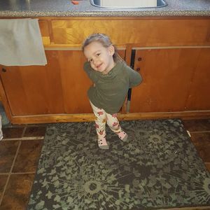 Meet your Posher, Lesley